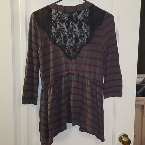 Wet Seal cardigan - Picture 2 of 3